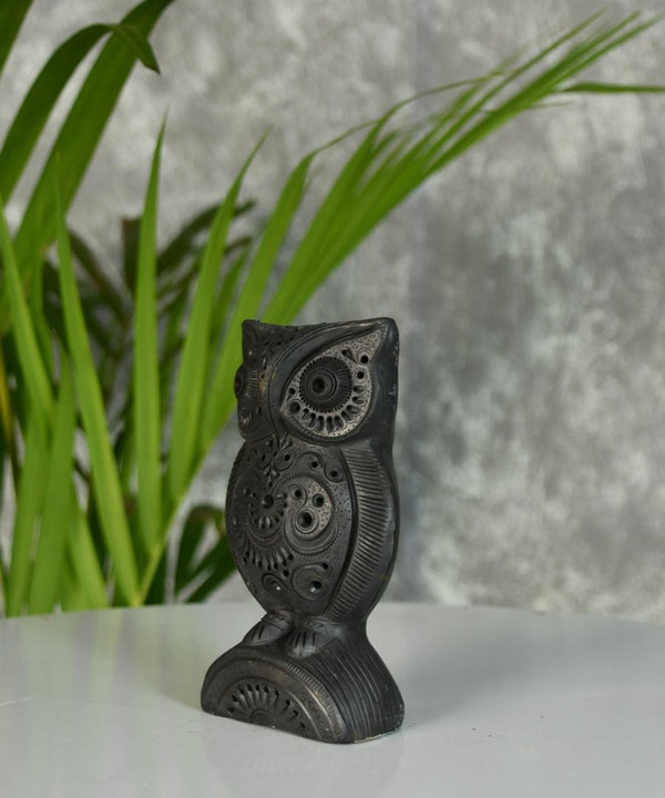 Sowpeace Black Terracotta Artisanal Owl: Tabletop Decor — image 3