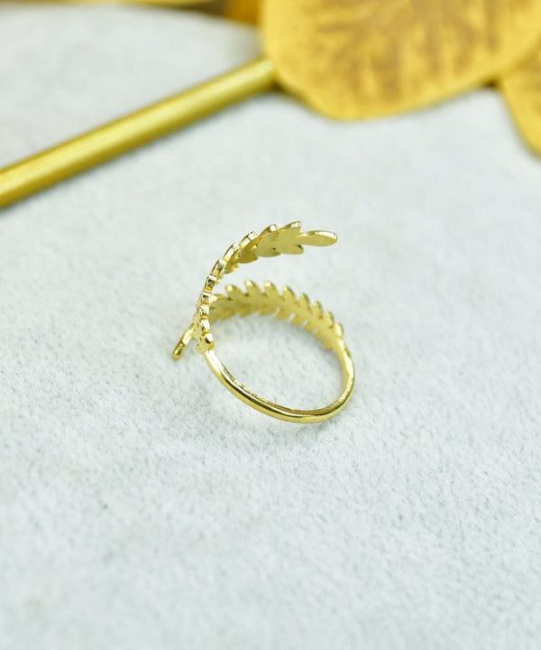 Sowpeace Gold Petal Line Ring Stainless Steel | Elegant One‑Size Adjustable Jewelry for Women & Men — image 2