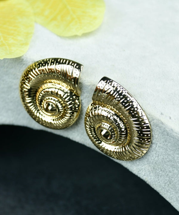 Sowpeace Shell Gold Stainless Steel Earrings | Elegant One‑Size Lightweight Jewelry for Women & Daily Wear — main view