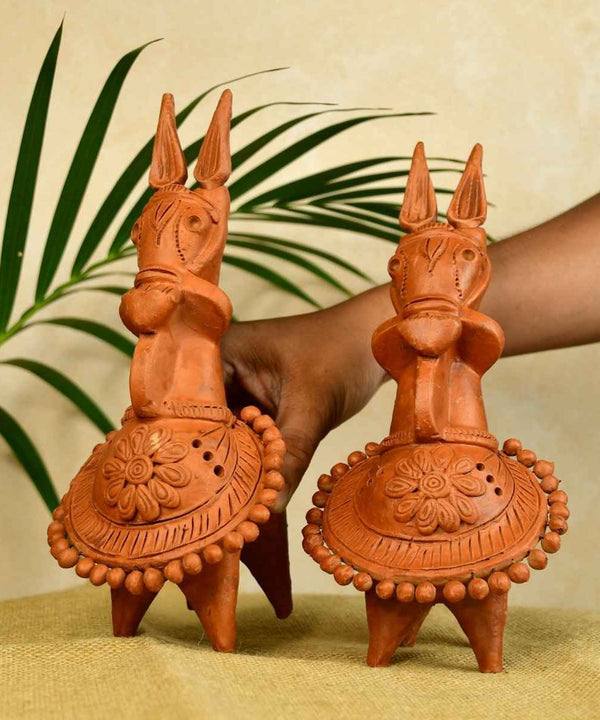 Sowpeace Terracotta Kathakali Horse: Artisan Tabletop Decor — image 5