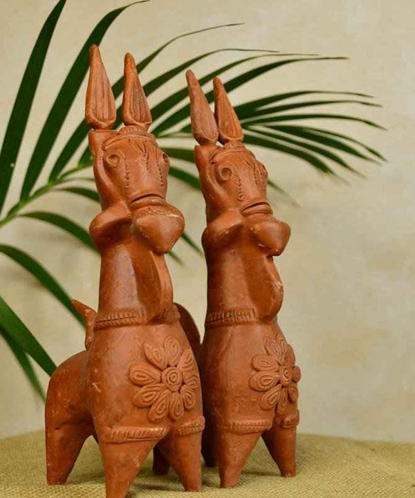 Terracotta Horse: Artisan-Made Tabletop Home Decor Accent — image 3