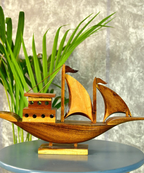 Wooden House Boat: Artisan-Crafted Tabletop Elegance — image 2