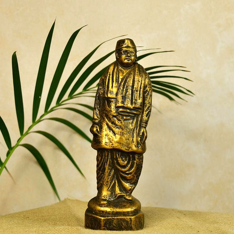 Terracotta Netaji Statue: Artisan-Made Tabletop Decor Masterpiece – view 2