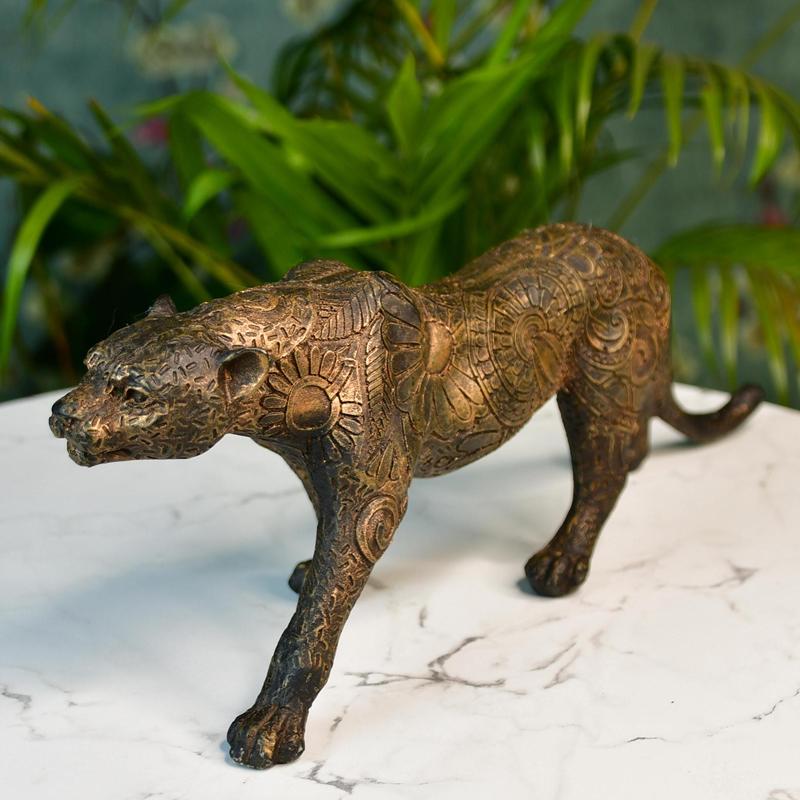 Sowpeace Resin Panther Decor – view 2