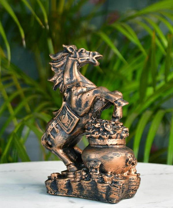 Sowpeace Resin Coin Horse Holder — image 2