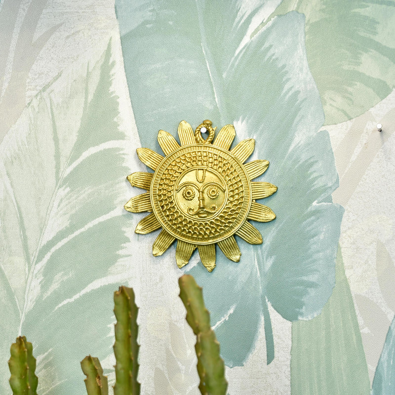 Dhokra Sunplate: Artisan Brass Tabletop Elegance for Home Decor – view 5