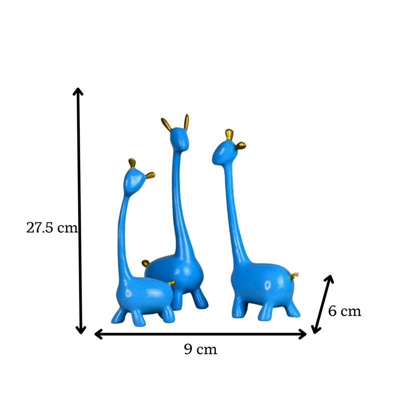 Sowpeace Resin Giraffe Family – view 4
