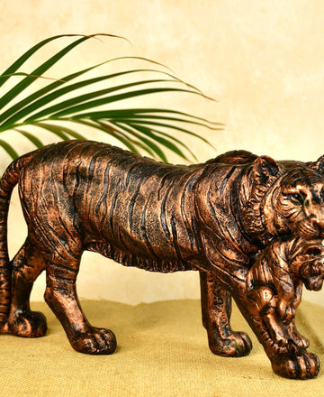 Sowpeace Resin Tiger Decor — alternate view
