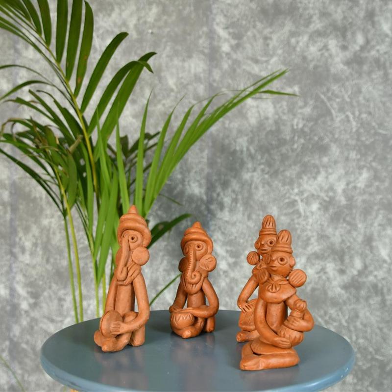 Sowpeace Terracotta Tribal Figurine Set: Artisan Tabletop Decor