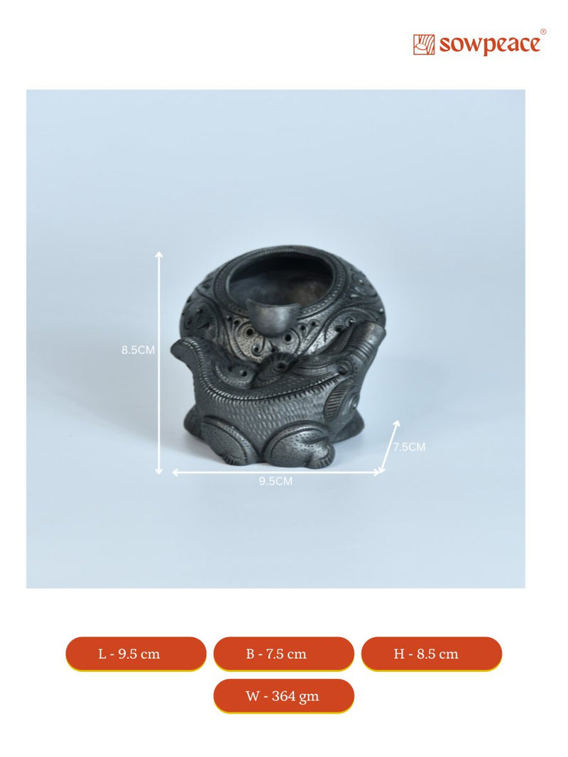 Captivating Black Terracotta Crocodile Ashtrey – view 7