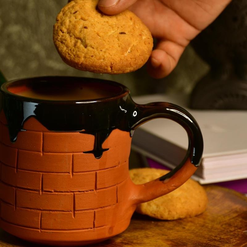 Sculpted Terracotta Coffee Mug: Stylish Functionality – view 2