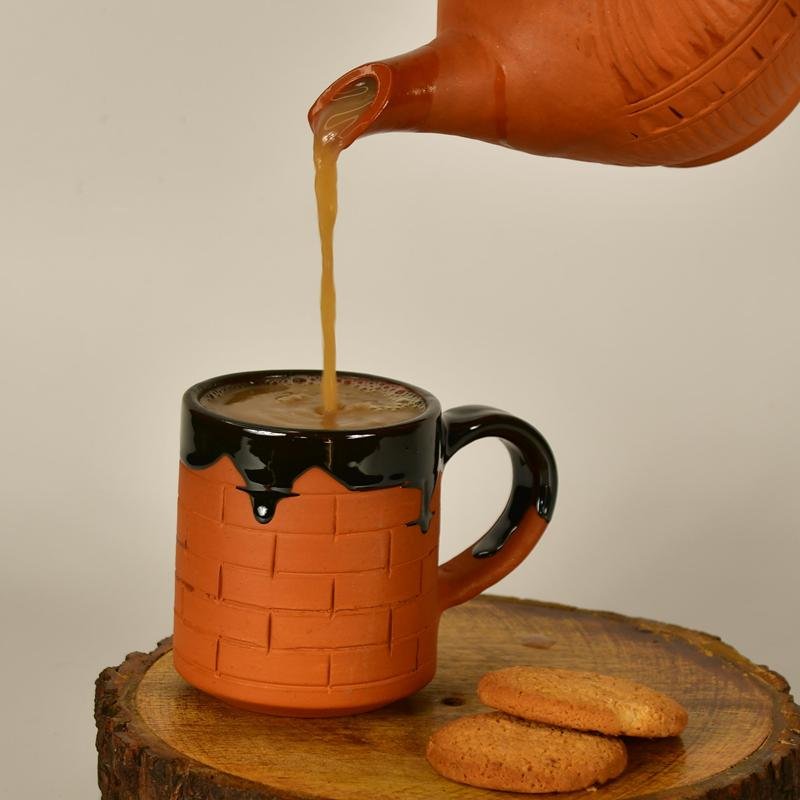 Sculpted Terracotta Coffee Mug: Stylish Functionality – view 4