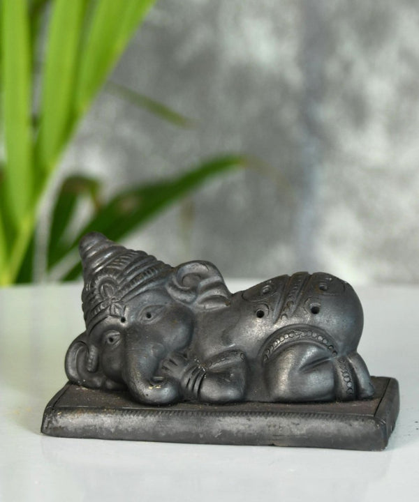 Sowpeace Black Terracotta Sleeping Ganesh: Artisan Tabletop Decor — image 3