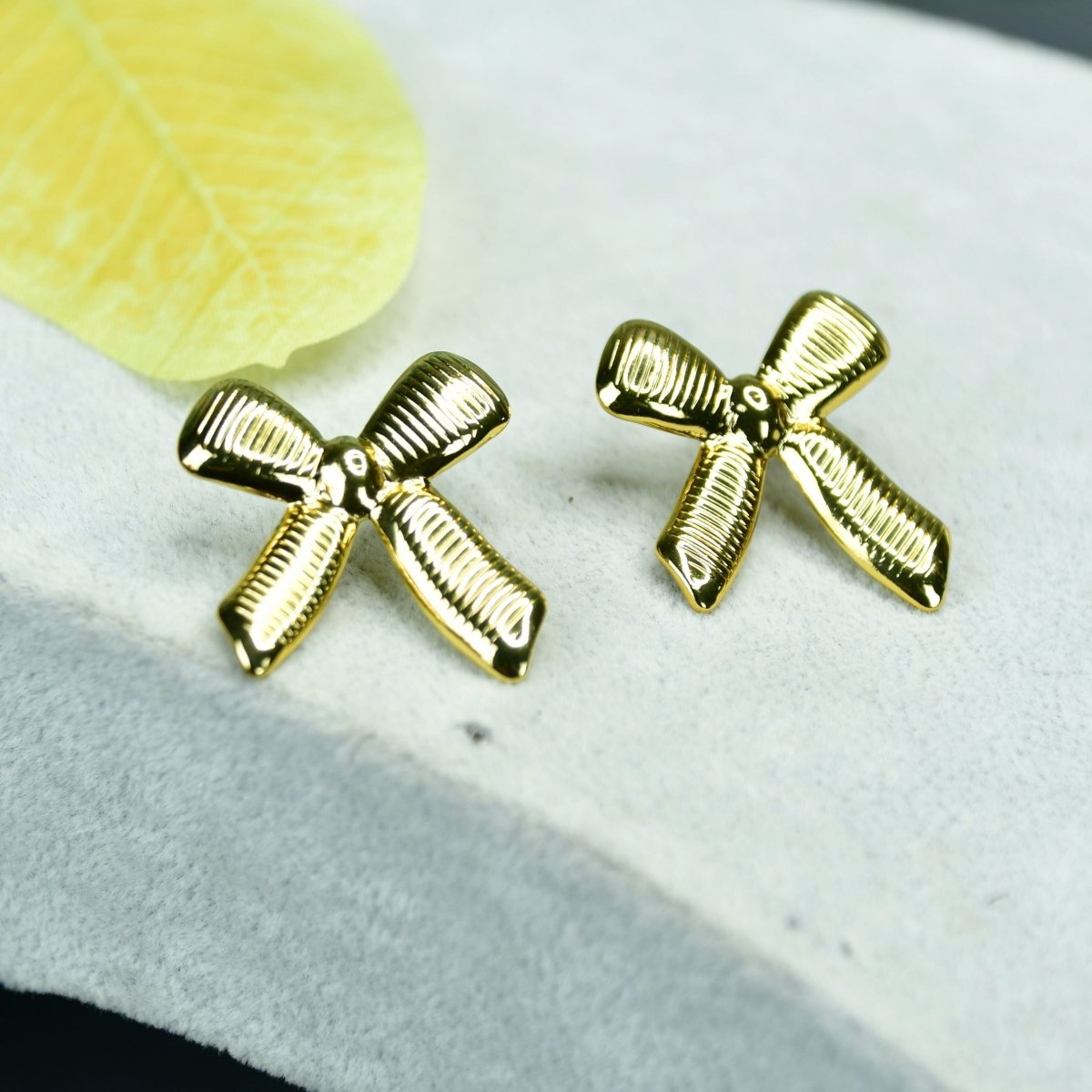 Sowpeace Floral Stripe Gold Stainless Steel Earrings | Stylish One‑Size Lightweight Jewelry for Women & Daily Wear - Sowpeace - 