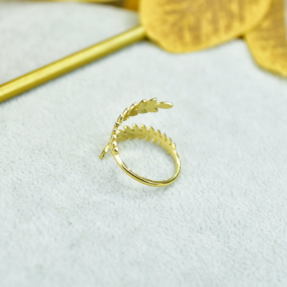 Sowpeace Gold Petal Line Ring Stainless Steel | Elegant One‑Size Adjustable Jewelry for Women & Men - Sowpeace - 