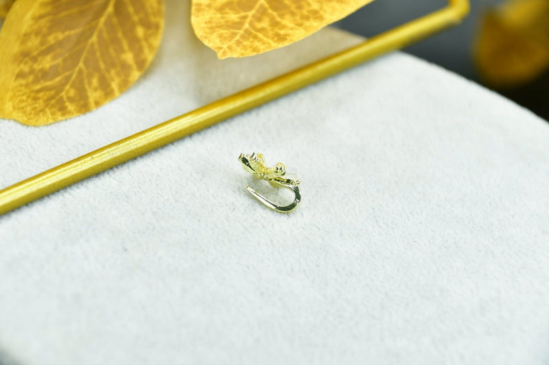 Sowpeace Gold Stainless Steel Star Flower Nosepin | Elegant One‑Size Lightweight Jewelry for Women – view 2