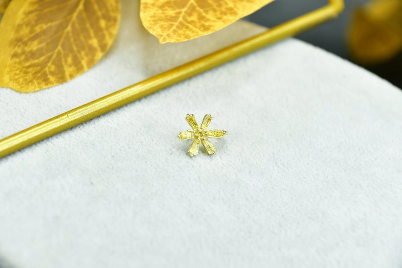 Sowpeace Gold Stainless Steel Star Flower Nosepin | Elegant One‑Size Lightweight Jewelry for Women – view 1