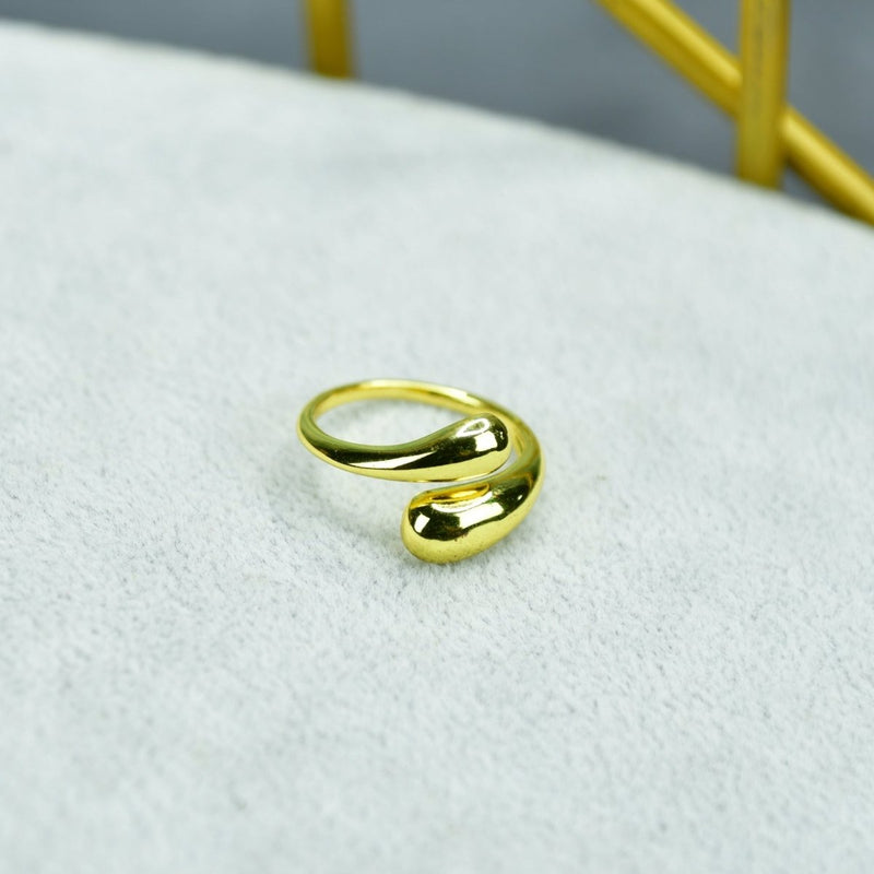 Sowpeace Silver Teardrop Ends Ring Stainless Steel | Stylish One‑Size Adjustable Minimalist Jewelry for Women & Men – view 1