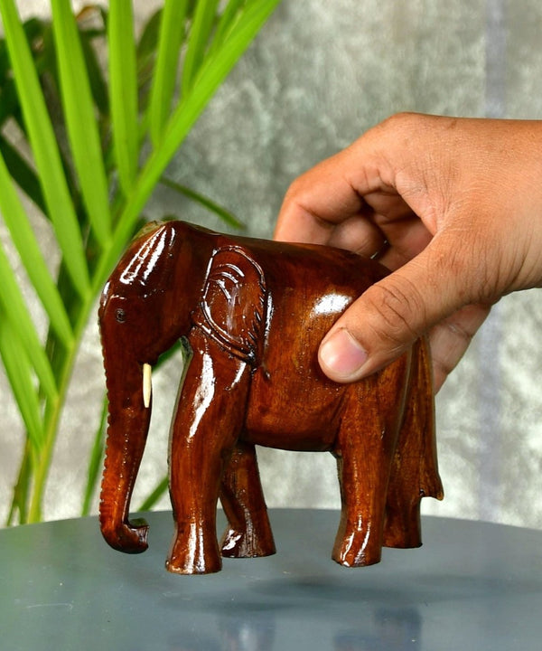Sowpeace Wooden Elephant: Artisan Tabletop Decor Masterpiece — image 5