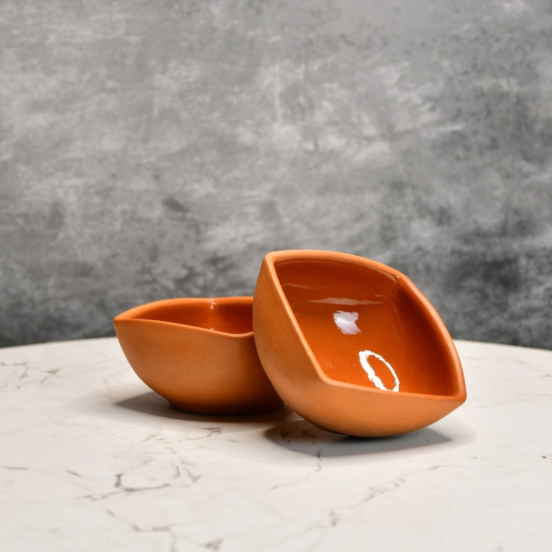 Terracotta Square Serving Bowl: Artistic Kitchen Elegance – view 1