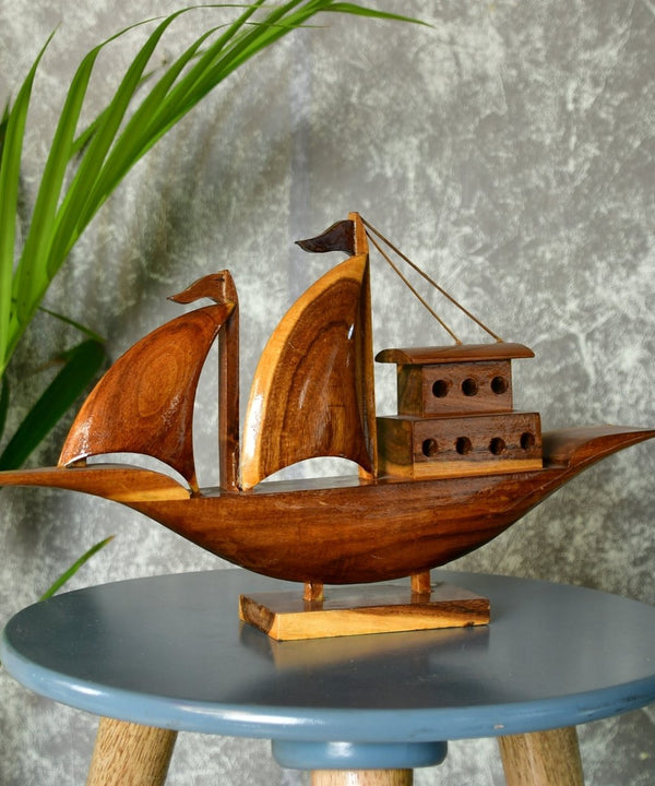 Wooden House Boat: Artisan-Crafted Tabletop Elegance — image 5